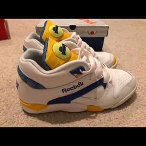 Reebok Court Victory Pump sz 10